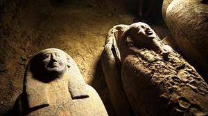 考古学家在埃及墓葬遗址发现了27座新坟墓