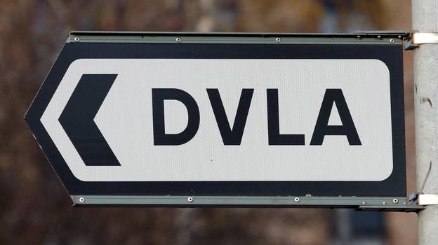 DVLA计划将使70岁以上的司机面临宵禁和距离限制
