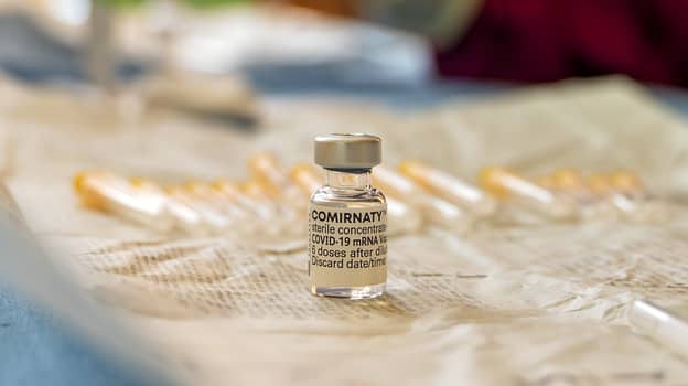一名妇女意外注射了六剂冠状病毒疫苗